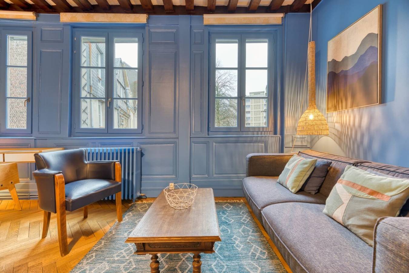 Entire apartment, Jehanne* : L'élégance* Médiévale* in Rouen, Rouen region