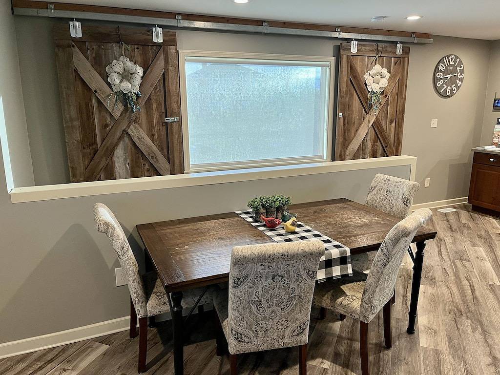 Ganze Wohnung, Übernachten Sie in der historischen Innenstadt von Hays in gehobenen Unterkünften in Kansas