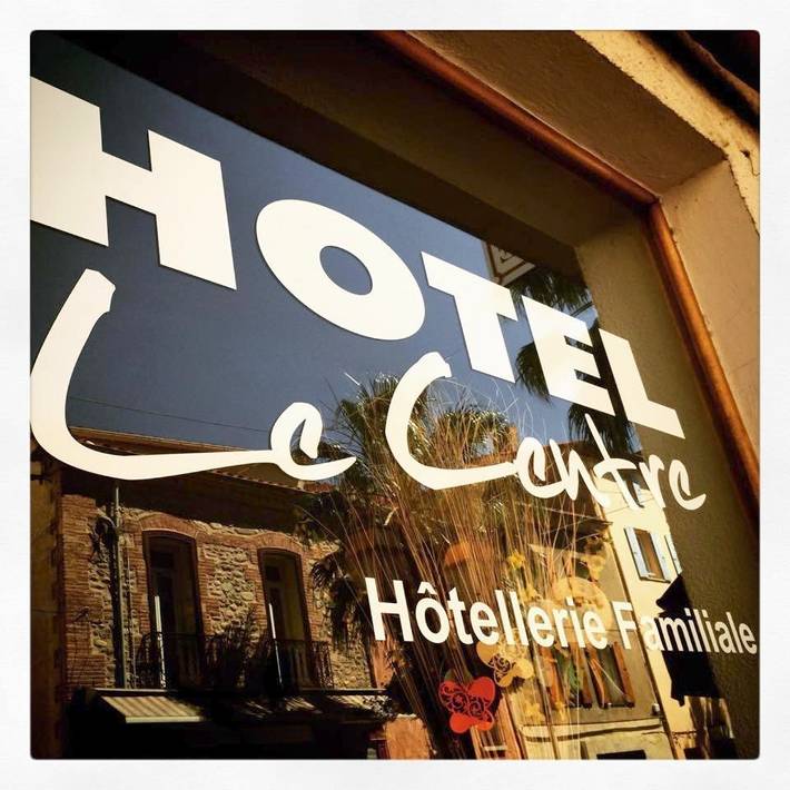 Hôtel pour 2 personnes, avec terrasse, animaux acceptés à Le Boulou - 3