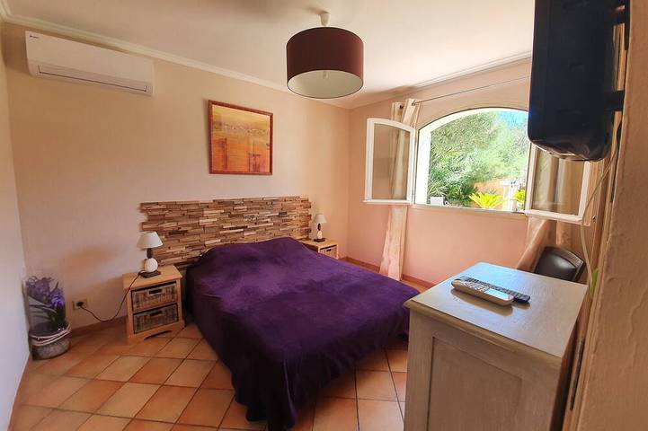 Villa pour 12 personnes, avec jardin, animaux acceptés à Carqueiranne - 4