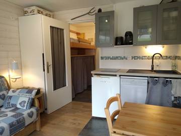 Gîte pour 3 personnes, avec terrasse à Cohennoz