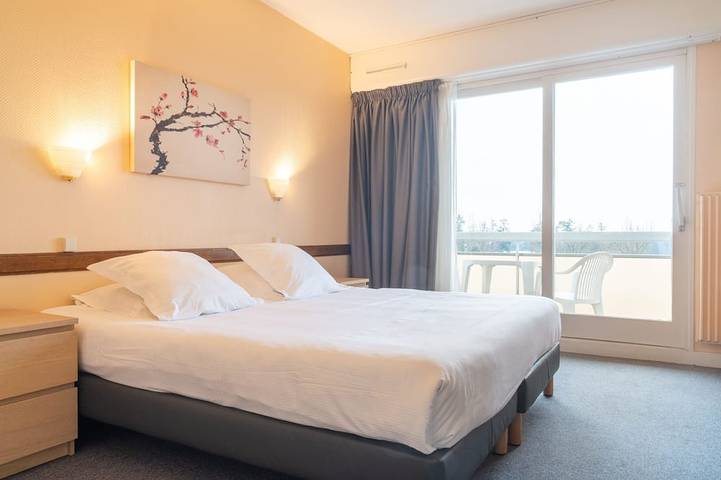Appartement entier, Studio Tout Équipé - 1 Lit Double in Bellerive-sur-Allier, Région de Vichy