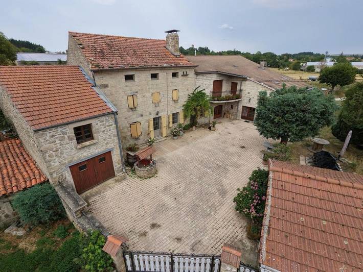Location de vacances pour 8 personnes, avec Vue à Lapte