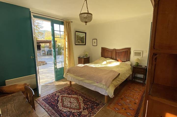 Location de vacances pour 11 personnes, avec piscine et jardin, animaux acceptés à Saint-André-les-Alpes - 4