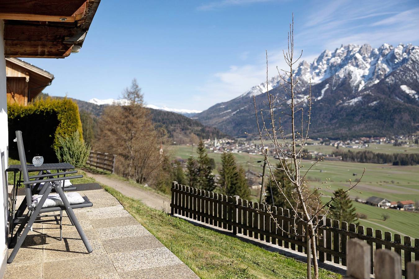 Appartamento intero, Appartamento 'Wegscheiderhof' con vista sulle montagne, terrazza privata e Wi-Fi in Santa Maria (Dobbiaco), Dobbiaco