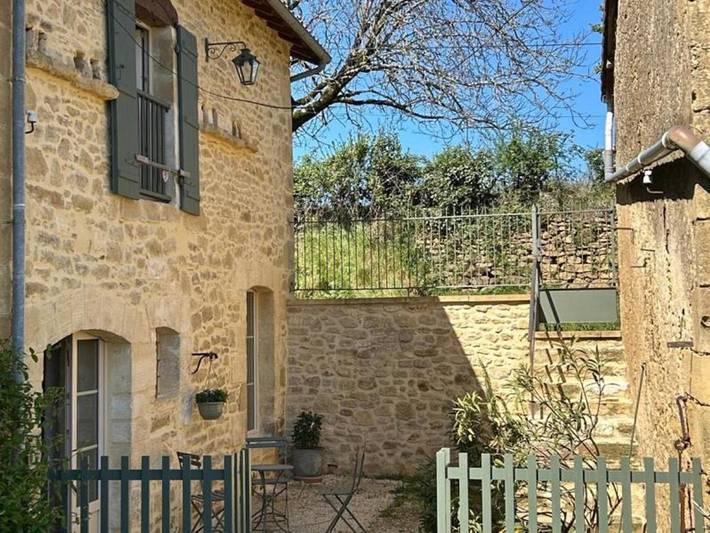 Location de vacances pour 4 personnes, avec terrasse et jardin à Corgnac-sur-l'Isle