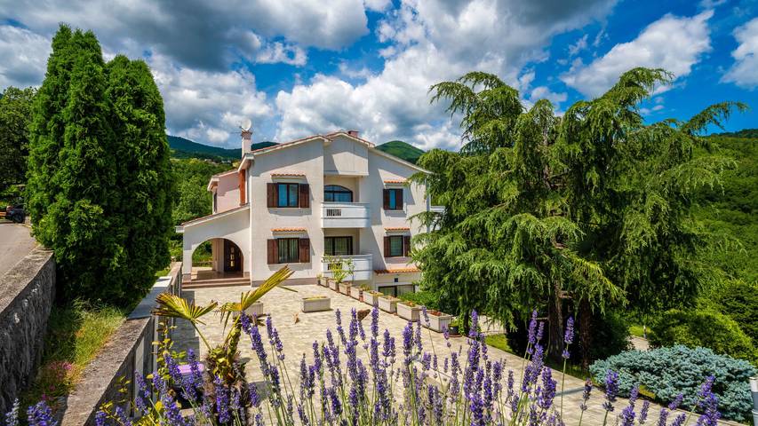 Villa pour 9 personnes, avec Terrasse et Jardin dans Grad Opatija - 2