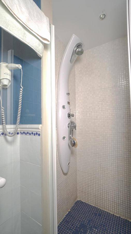 Casa rural con piscina para 4 personas, con jacuzzi además de jardín y piscina en Cantabria - 4