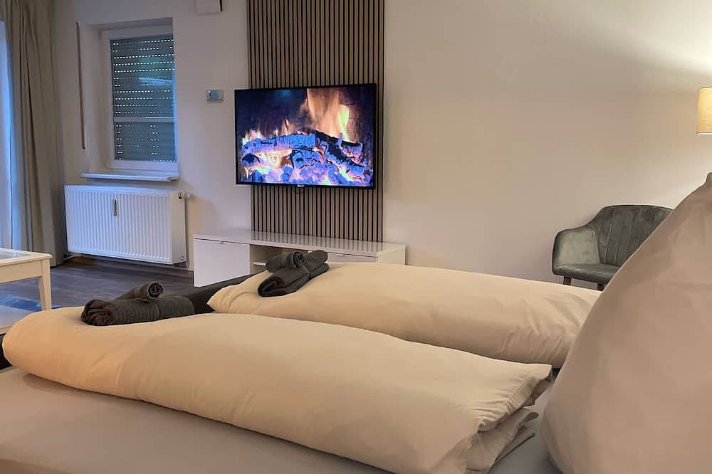 Ganze Wohnung, Renovierte Ferienwohnung in traumhafter Lage mit eigenem Garten in Bad Rothenfelde, Osnabrücker Land