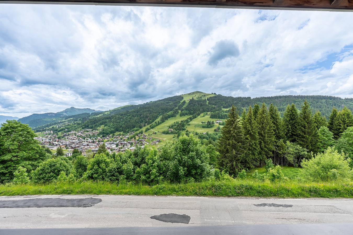 Chalet 'La Rose Des Vents' para 8-9 personas con vistas a la montaña y balcón in Les Gets, Les Portes du Soleil