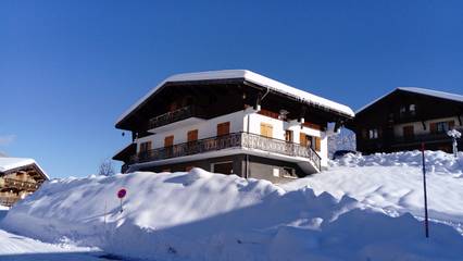Gîte pour 6 personnes, avec balcon à Flumet
