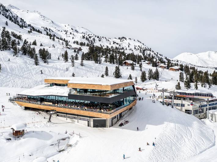 Hütte für 2 Personen, mit Balkon und Terrasse sowie Sauna und Ausblick in Kaltenbach