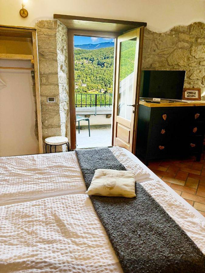 B&b per 2 persone, con Terrazza e Idromassaggio nonché Giardino e Sauna a Pievepelago
