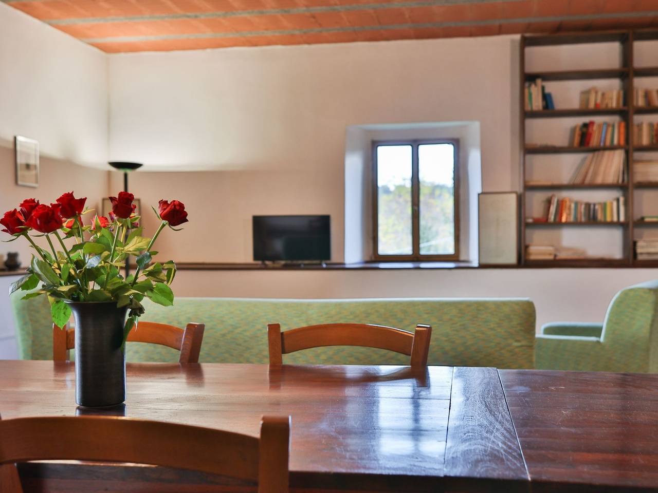 Appartement entier, Schönes Apartment mit 2 Schlafzimmern und 2 Bädern in Reggello, Valdarno