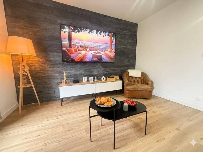 Gîte pour 6 personnes, avec balcon dans Office de Tourisme de Saint Jean de Maurienne - 4