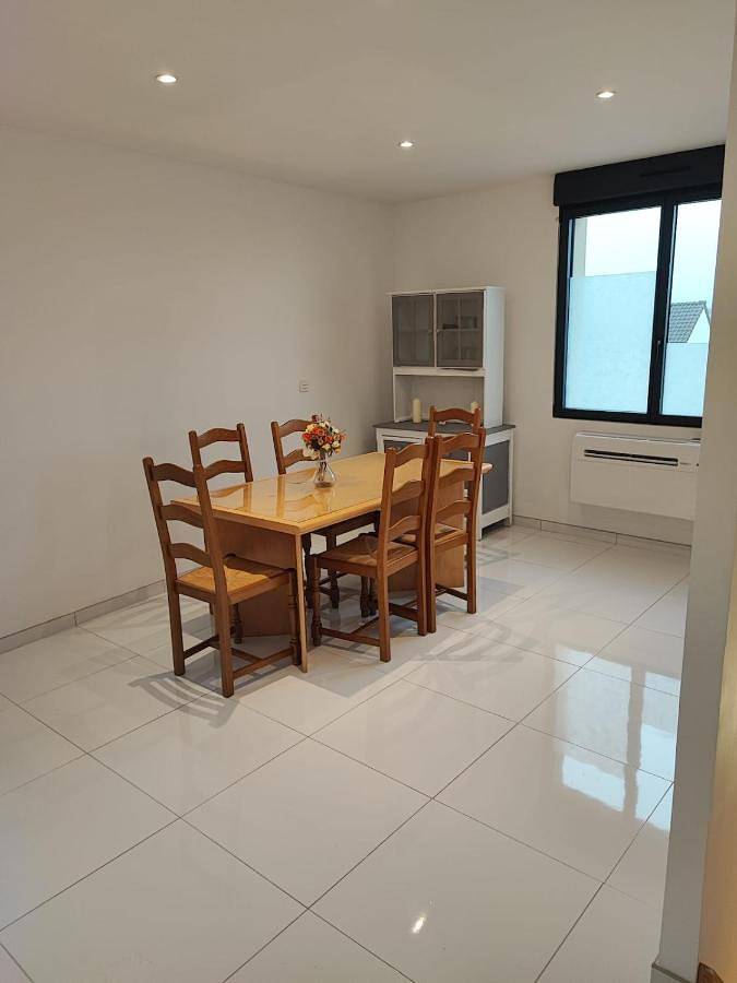 Appartement entier, Apartment G in Gargenville, Yvelines