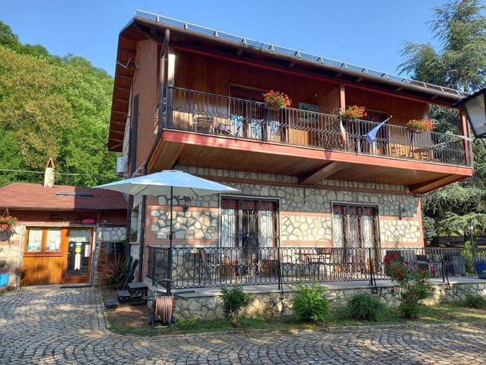 Casa vacanza per 2 persone, con Balcone e Giardino nonché Panorama a Alfedena