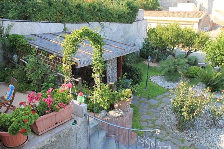 Location de vacances pour 2 personnes, avec jardin et vue à Milazzo - 2