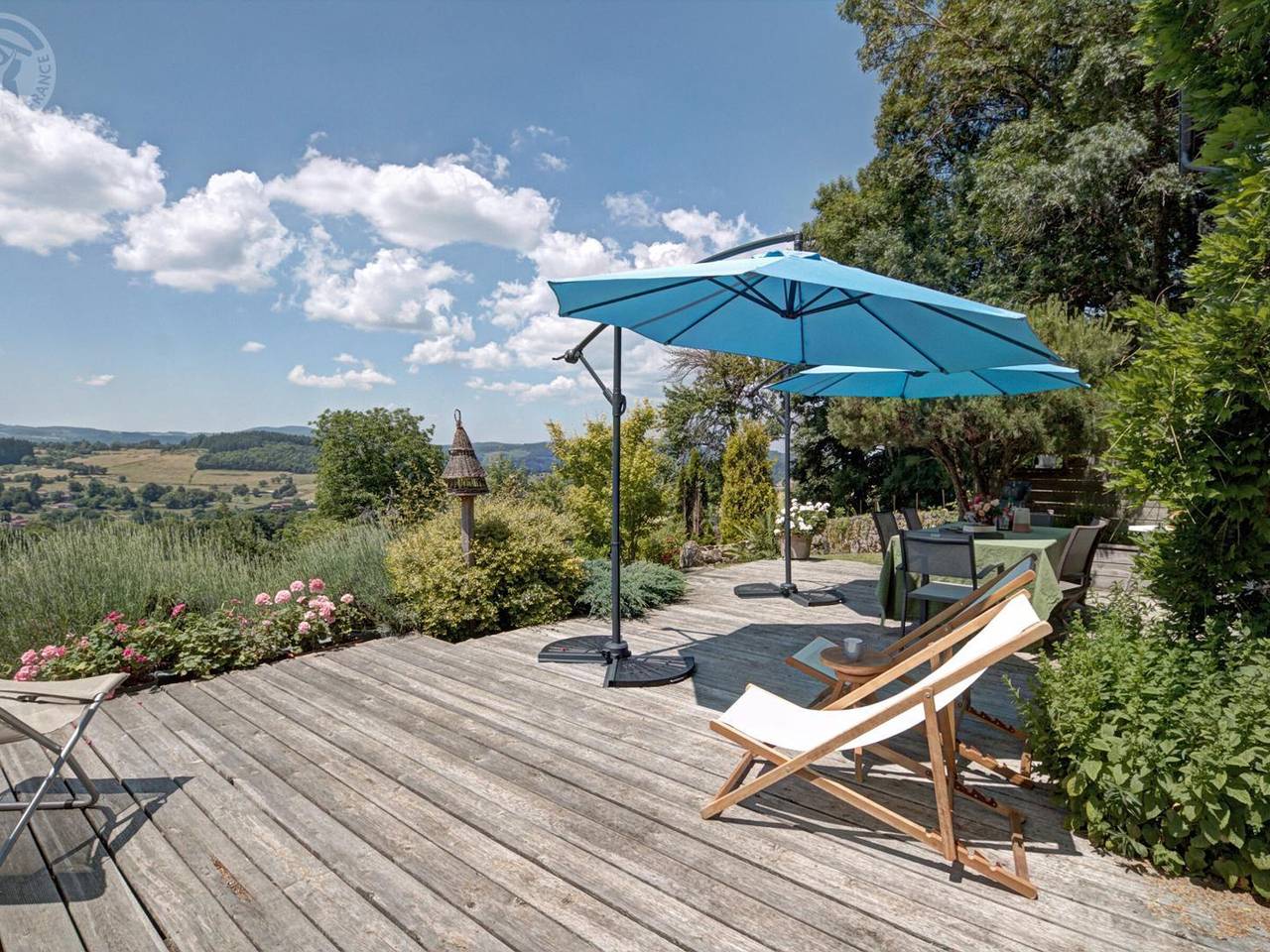 Casa rural familiar 14 personas en el valle de Vêtre, encanto antiguo y confort moderno in Saint-Jean-la-Vêtre, Montbrison