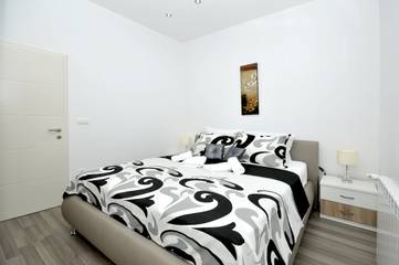 Ferieudlejning til 8 Personer i Trogir, Split-Dalmatien, Billede 4