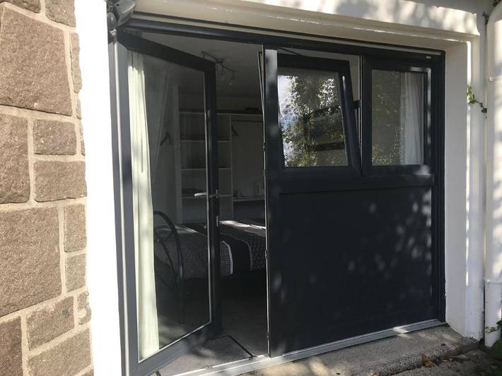 Gîte pour 2 personnes, avec terrasse et jardin à Guingamp - 4