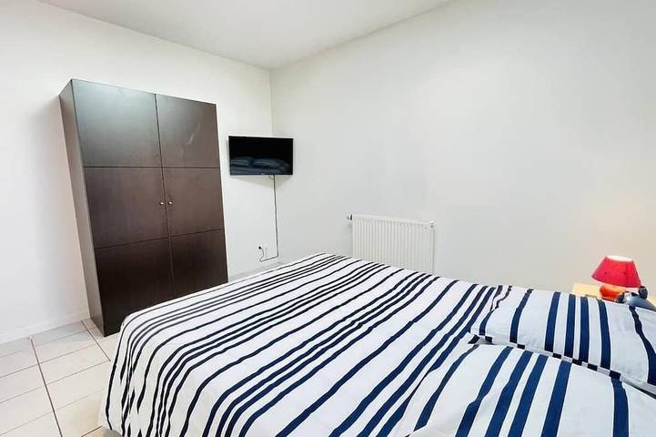 Gîte pour 2 personnes, avec jardin dans Bains-les-Bains - 4
