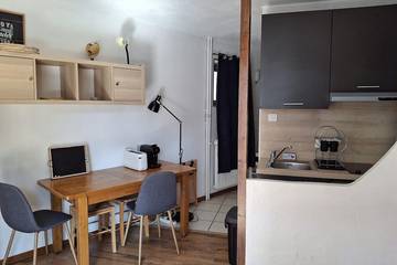 Gîte pour 4 personnes, avec balcon dans Office De Tourisme De Brides Les Bains