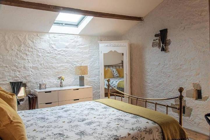 Gîte pour 5 personnes, avec jardin, animaux acceptés à Cersay - 4