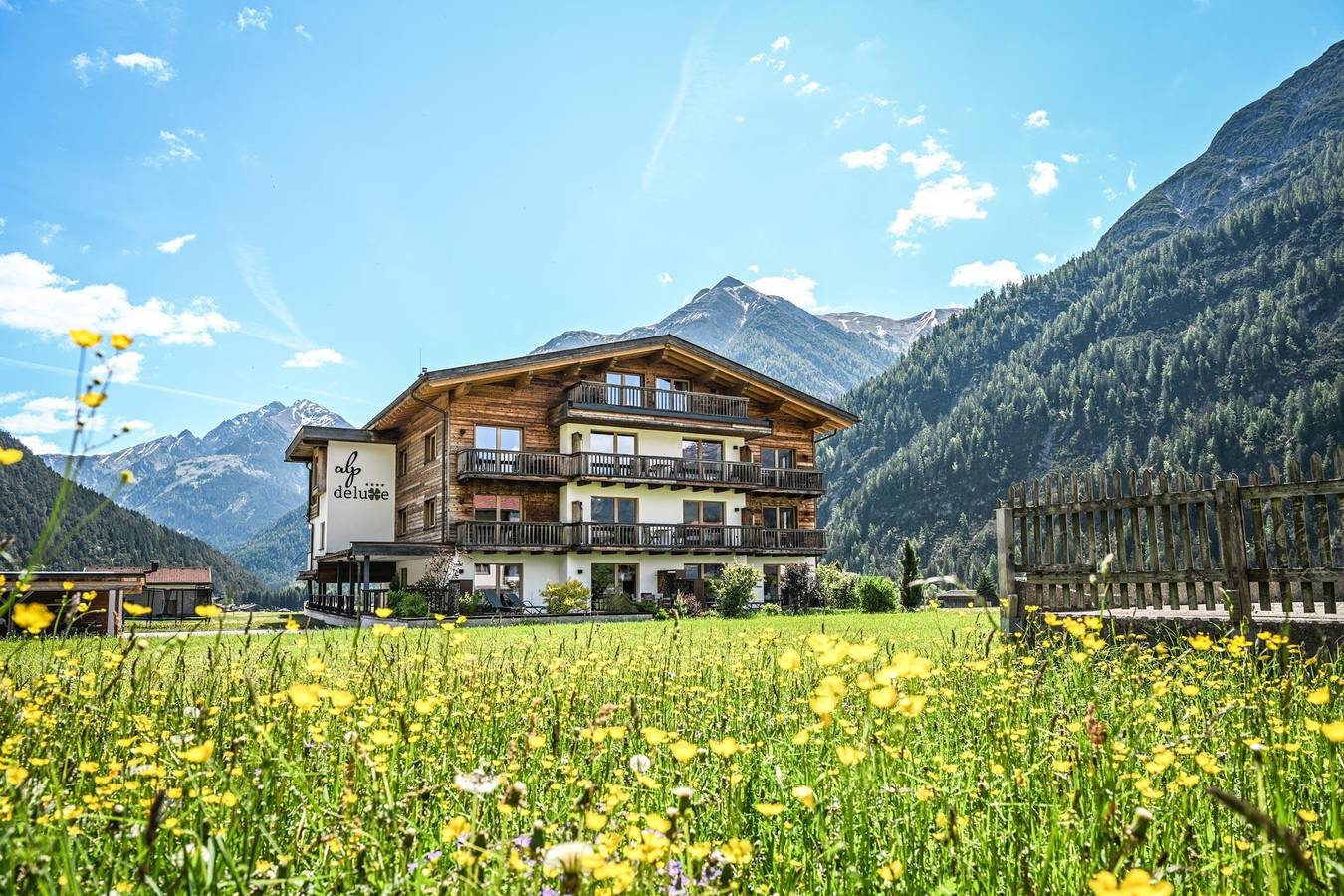 Ganze Ferienwohnung, Top 7 inkl. Frühstück in Holzgau, Allgäuer Alpen (Österreich)