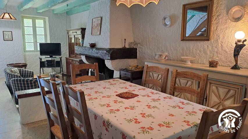 Gîte für 5 Personen, mit Terrasse und Pool in Frankreich - 3