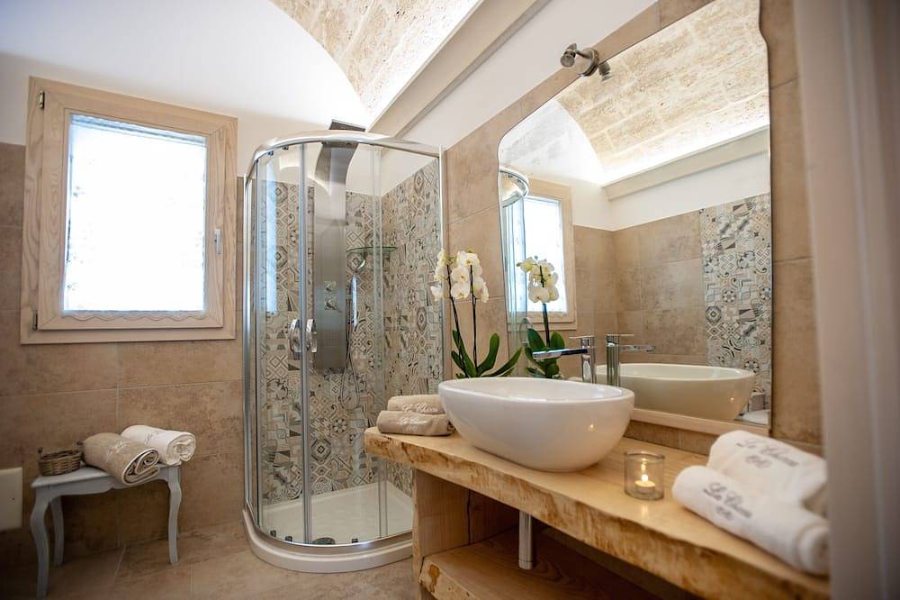 Puglia Salento Luxusvilla mit Swimmingpool und Hydro-Spa. wenige km von leuca entfernt in Alessano, Lecce Provinz