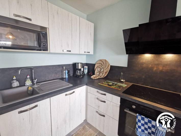 Gîte pour 2 personnes, avec terrasse dans Plage du Môle - 4