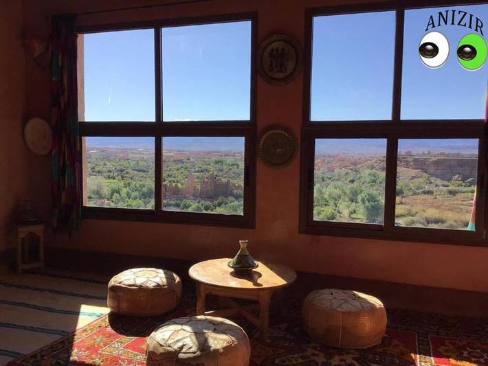 Gîte pour 9 personnes, avec terrasse dans Kelaat M Gouna