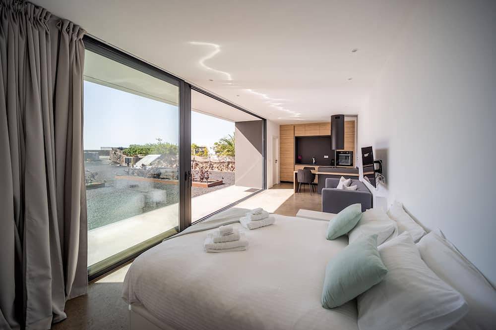 Ganze Wohnung, Lajares Luxury Villa Minimalista con Estudio y Vistas Panorámicas a los Volcanes in Lajares, La Oliva