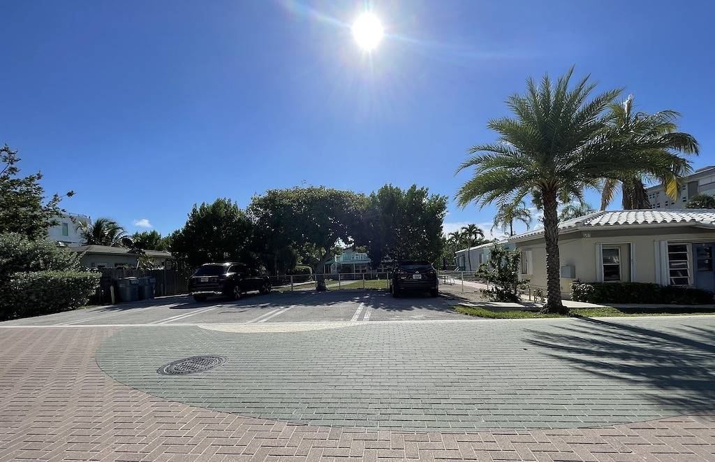 Beeindruckend! Beach House nur wenige Schritte vom Meer entfernt in Pompano Beach, Broward County