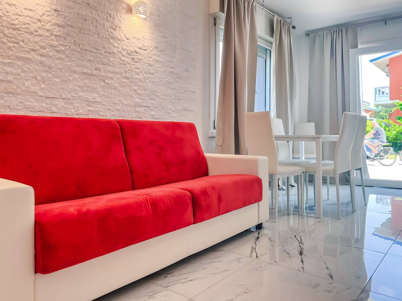 Ganze Wohnung, Landhaus 'Plutone' mit privater Terrasse und Klimaanlage in Bibione, San Michele al Tagliamento