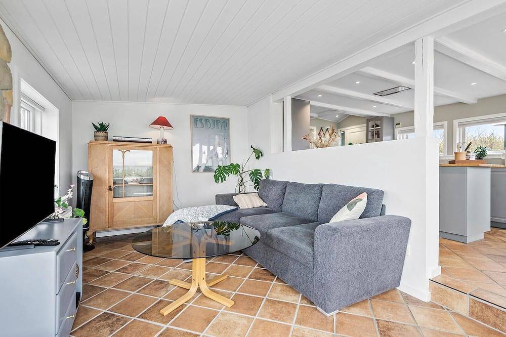 Schönes Haus in Esbjerg V mit Meerblick in Sædding, Esbjerg