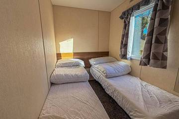 Static Caravan for 8 People in Hunstanton, Norfolk, Photo 3