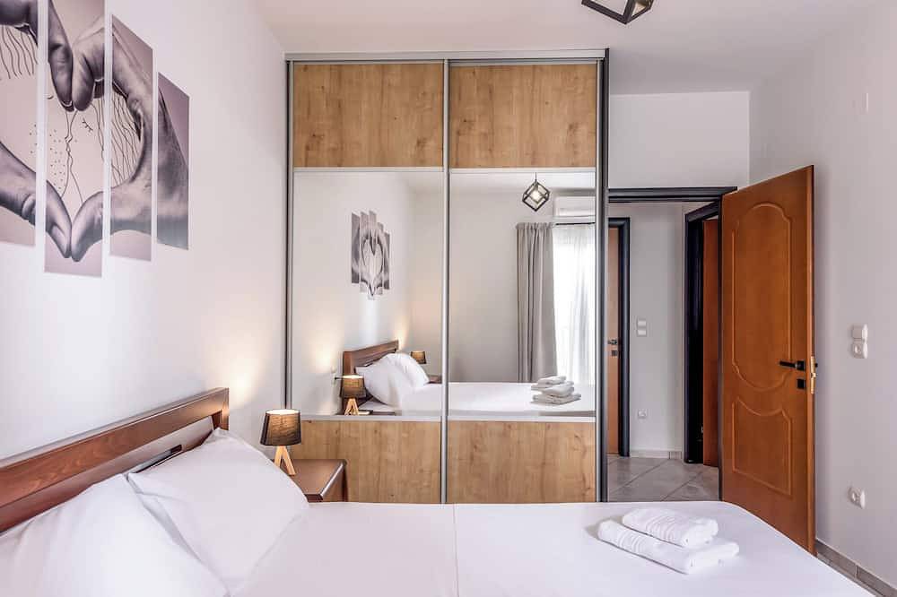 Ganze Wohnung, \"Astrinos\" Penthouse -Central Old Town  Ac&Balcony in Iraklio-Heraklion und Umgebung