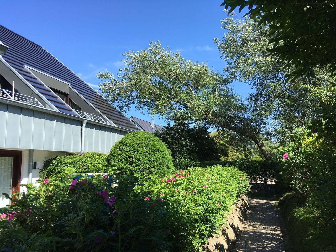 Ganze Ferienwohnung, Käpt'n Nelson, App. 15 - Stilvolle 3-Zimmer Ferienwohnung mit ca. 81 m², für bis zu 4 Personen. in Wenningstedt, Sylt