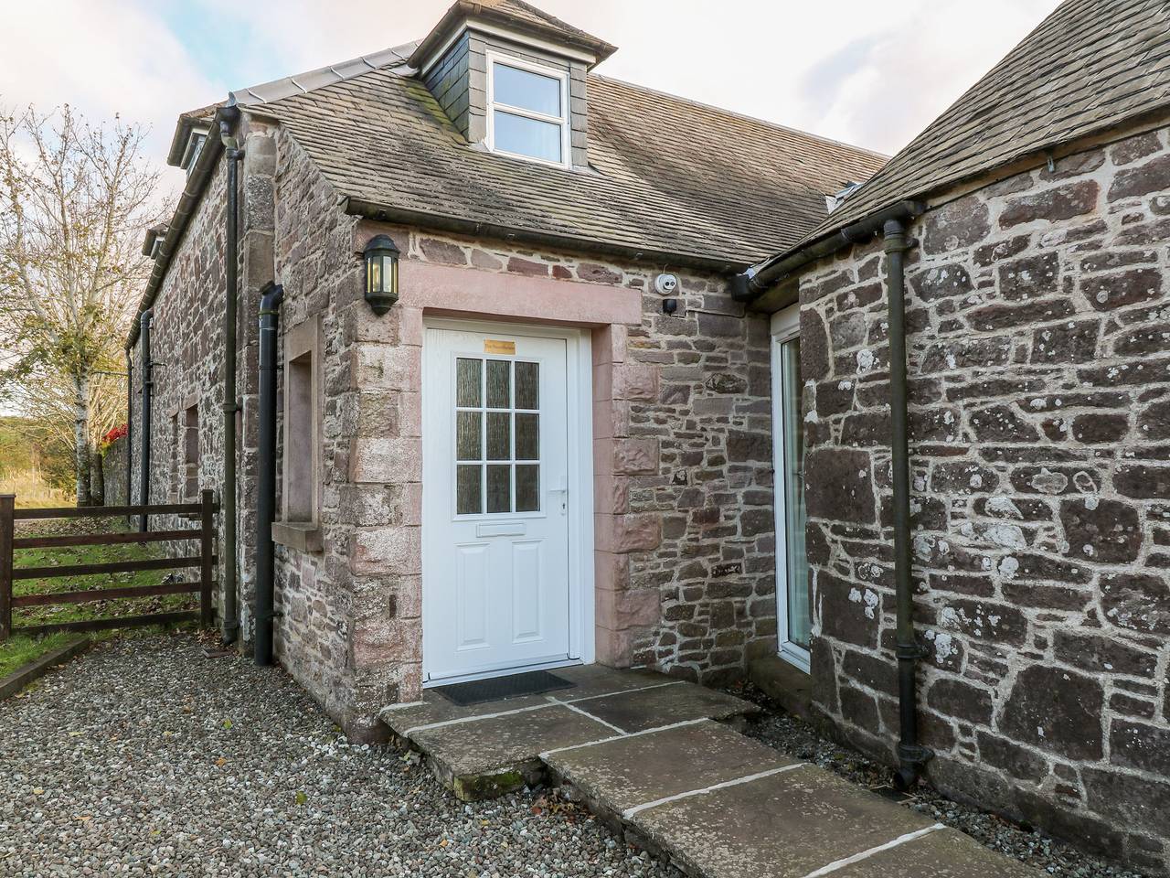 Cottage für 7 Personen mit Garten in Perthshire