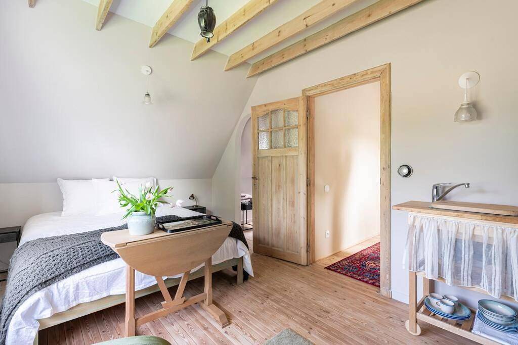 Large Double Room in Bruges, Flandre-Occidentale
