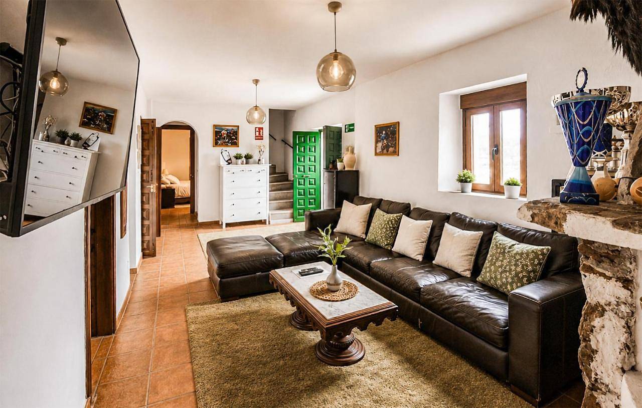 Casa Rural El Cura in Pizarra, Cordillera Penibética