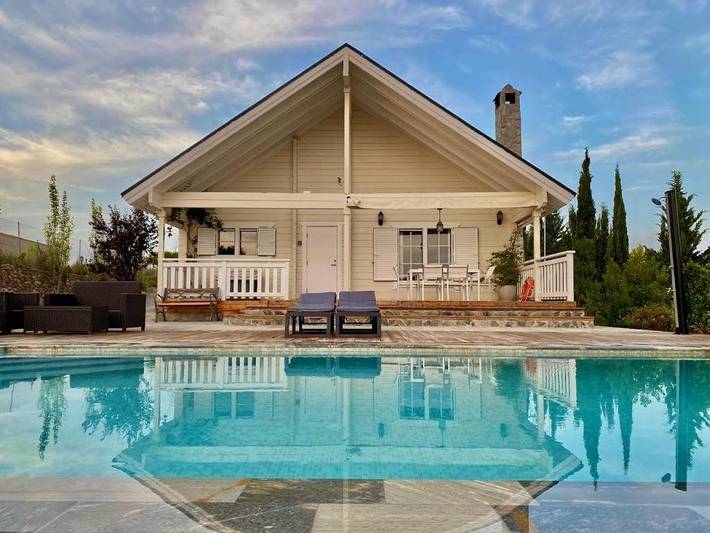 Casa rural para 6 personas, con piscina además de jardín y vistas en Cehegín