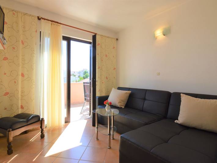 Ferienwohnung für 4 Personen, mit Balkon und Garten auf Ciovo - 3