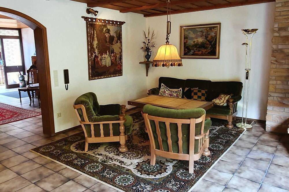 Ferienhaus Korn am Bärensteig - Fh für max. 6 Pers. Terrasse+ Balkon, in Bundenthal, Landkreis Südwestpfalz