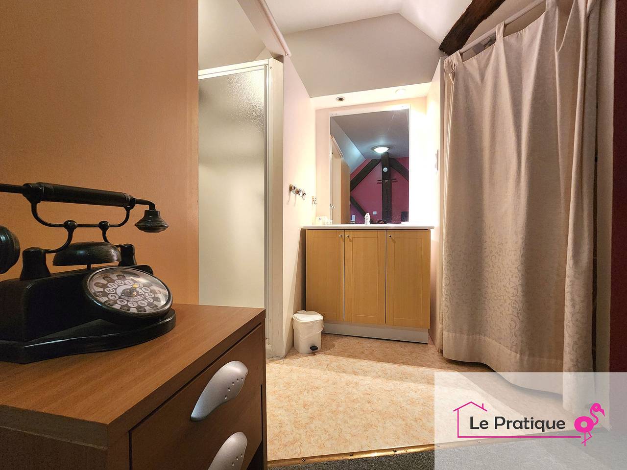 Apartamento entero, Encantador dúplex con aire acondicionado - 2 pers. in Luxeuil-les-Bains, Alto Saona
