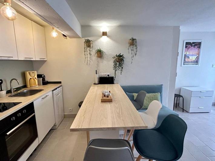 Gîte pour 3 personnes dans Porquerolles - 2