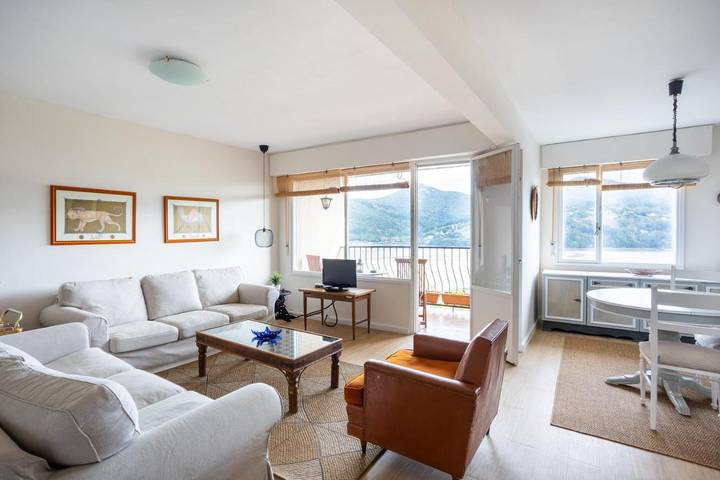 Apartamento de vacaciones para 6 personas, con vistas además de vistas al lago y balcón - 1