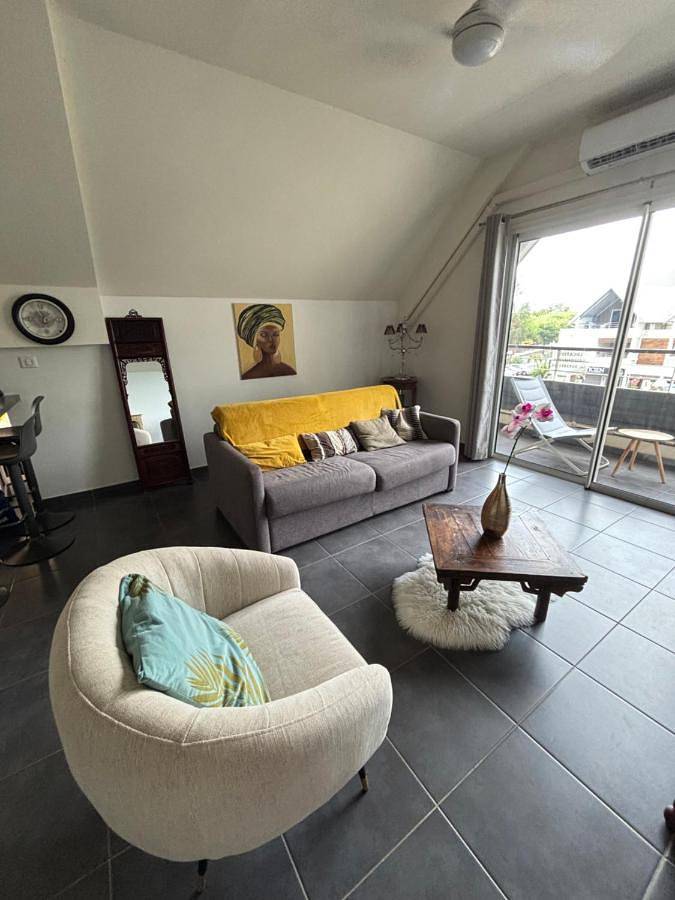 Gîte pour 4 personnes, avec balcon et vue dans Plage de Saint-Leu